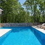 Portum - Heated Pool, Jacuzzi, Sauna, Playground - Family Only Villa