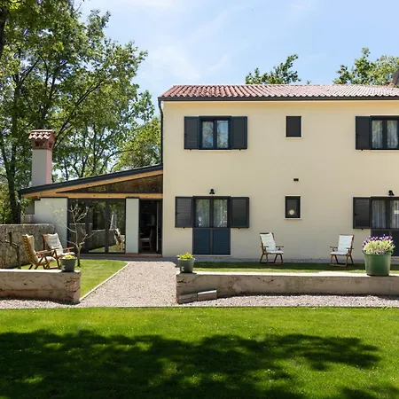 Portum - Heated Pool, Jacuzzi, Sauna, Playground - Family Only * Veligolji